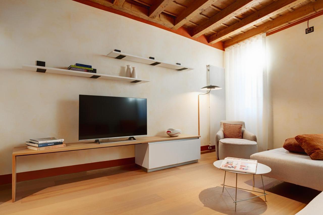 1881 Luxury Suites - Verona — Photos 2